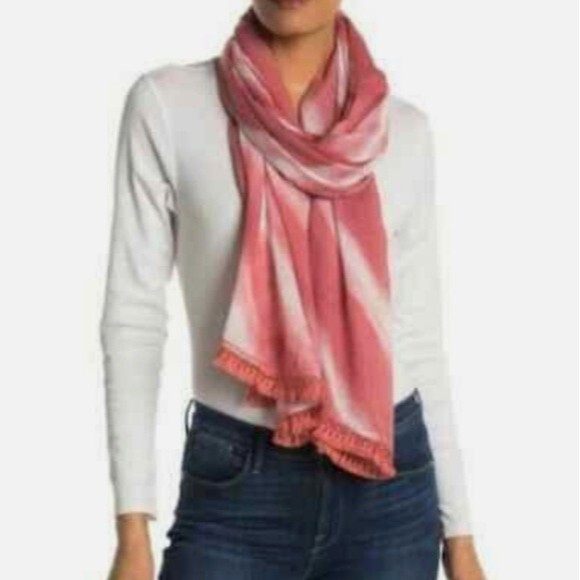 VINCE CAMUTO Lightweight Desert Rose Pashmina Scarf with Fringe - Picture 8 of 8